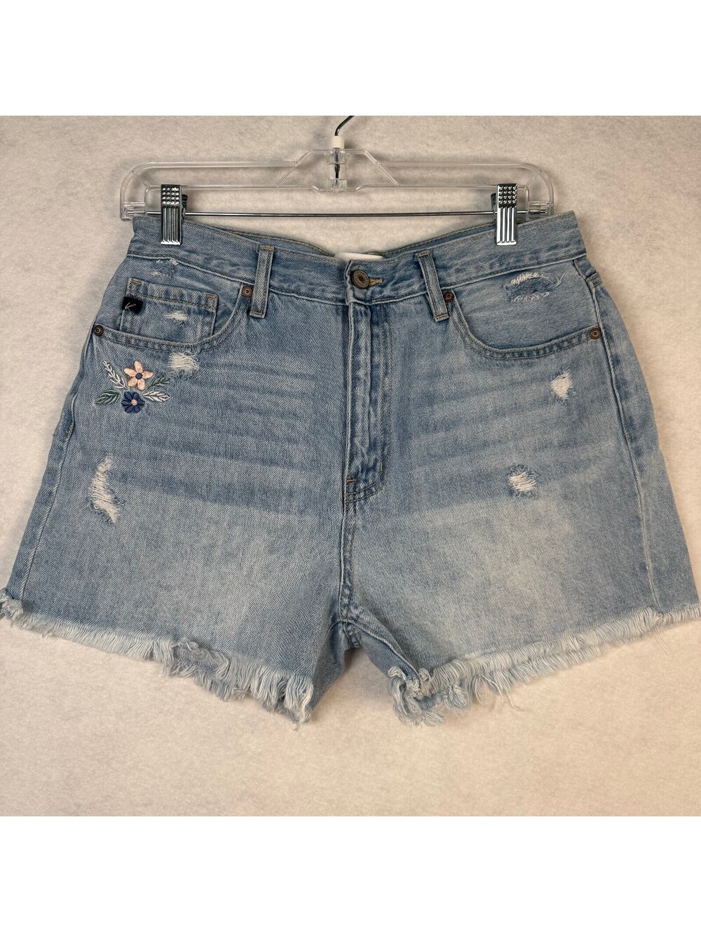 KanCan Light Wash Cut-off Denim Jean Shorts with Floral Embroidery Size: Large